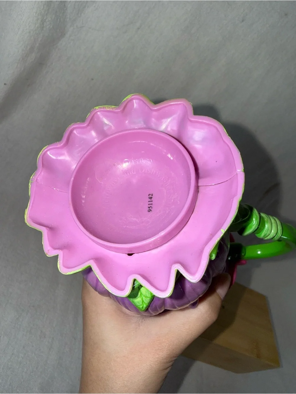 Disney On Ice Tinkerbell Plastic Flower Mug Cup with Flip Lid
